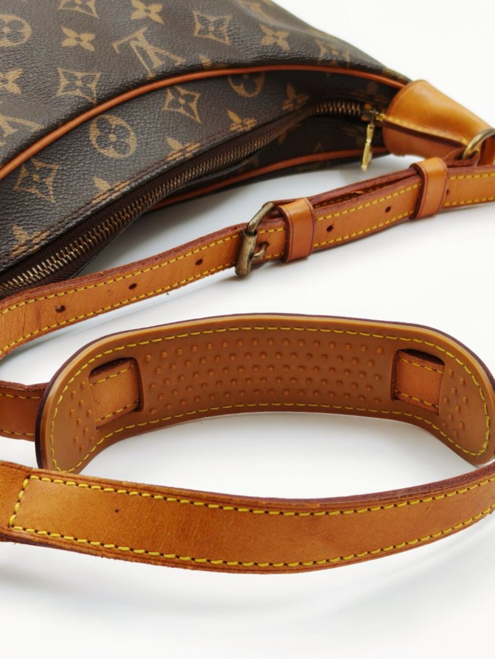 Louis Vuitton Monogram Boulogne 30 Shoulder Bag Brown Canvas Leather - Picture 11 of 16